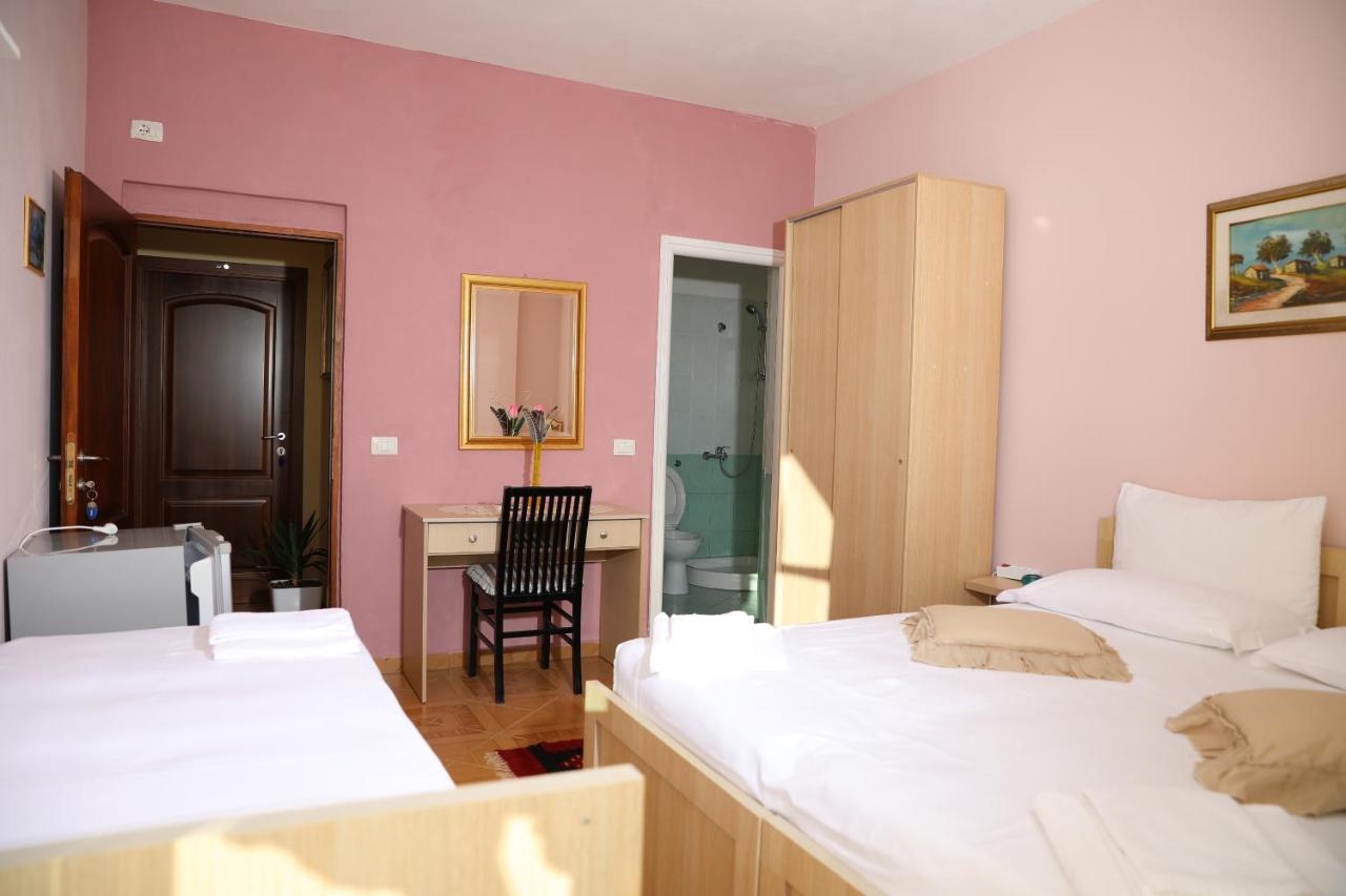 Casa Vacanze Nail Влёра Экстерьер фото